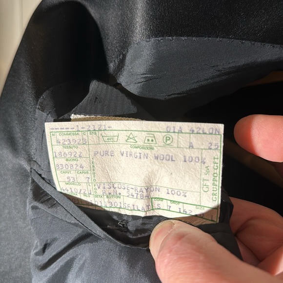 Giorgio Armani Mens 3 Button Tuxedo Jacket - Picture 8 of 11